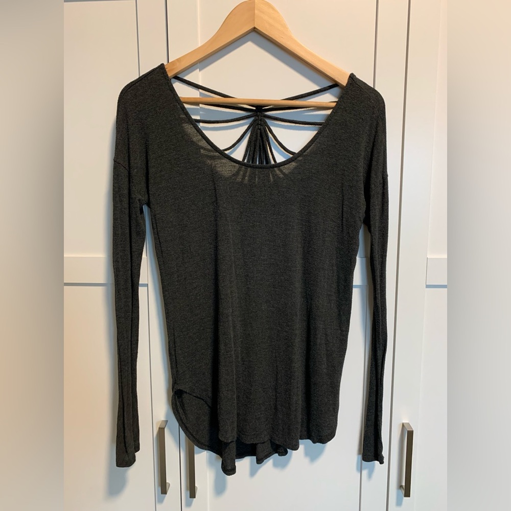 Long sleeve with strappy back detail